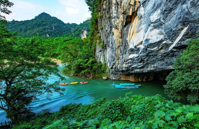 Tour Hội An - Huế - Quảng Bình